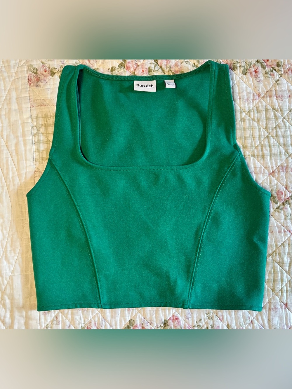 Aritzia Sunday Best Jagger Tank Top Green Size Small
